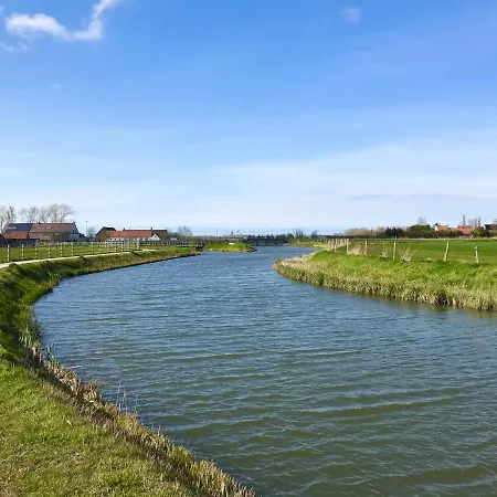 Ter Zwaanhoek Holiday home